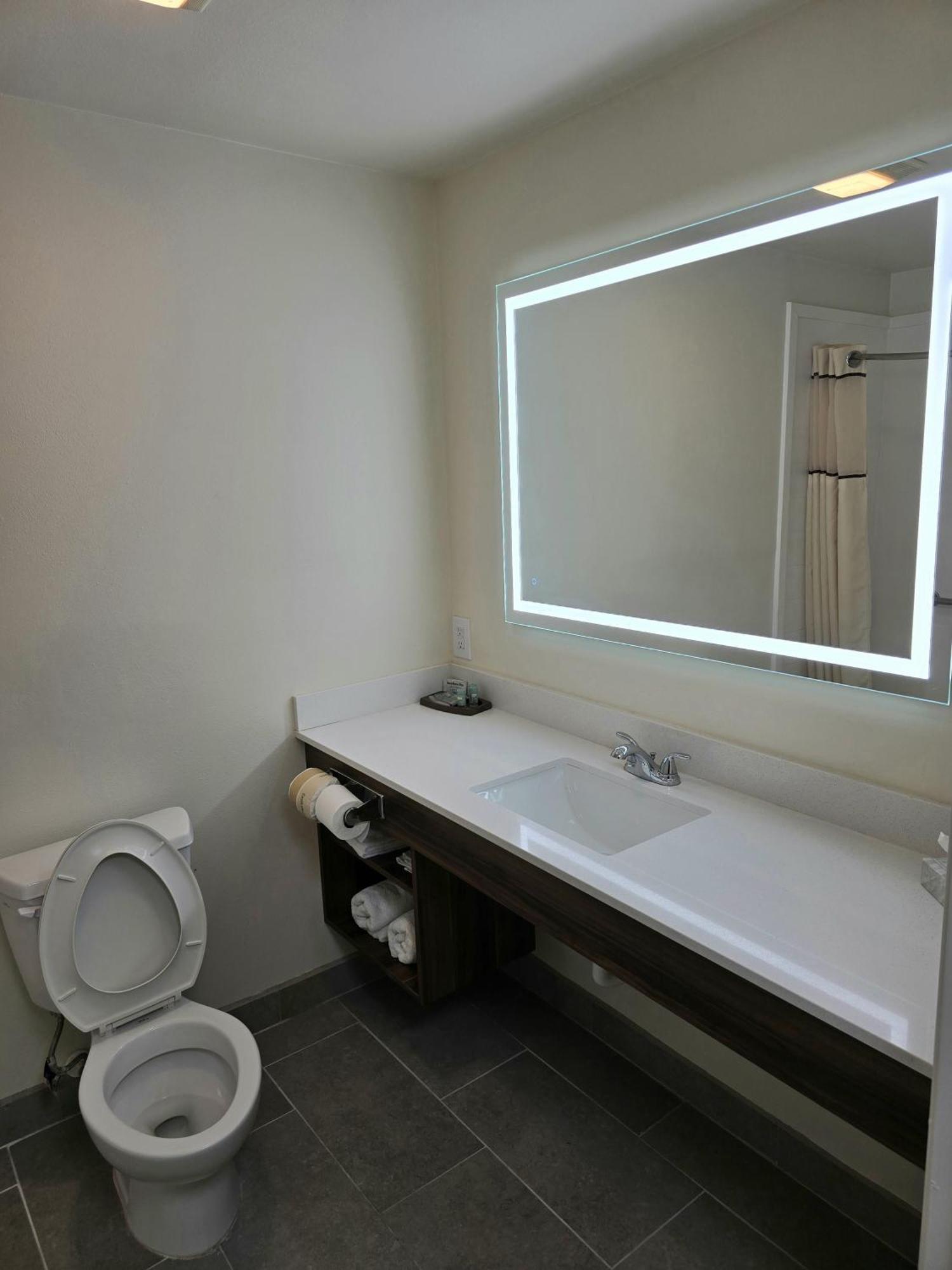 Best Western Casa Villa Suites Harlingen Exterior foto